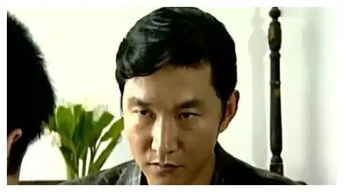 还记得张世豪的扮演者赵燕国彰吗,演技不比鹿晗郑恺差