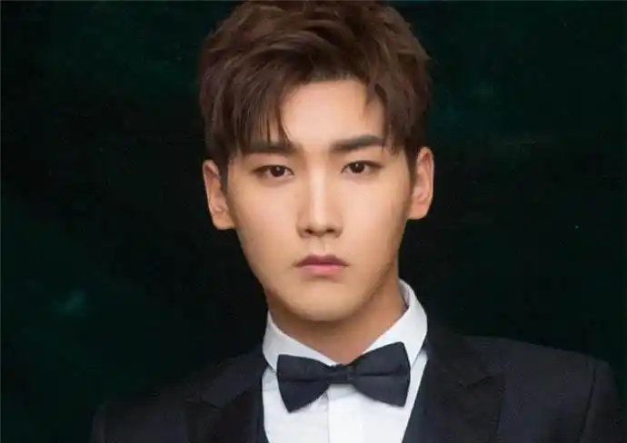 邢昭林的现任女朋友是谁 邢昭林和范美熙聊天记录