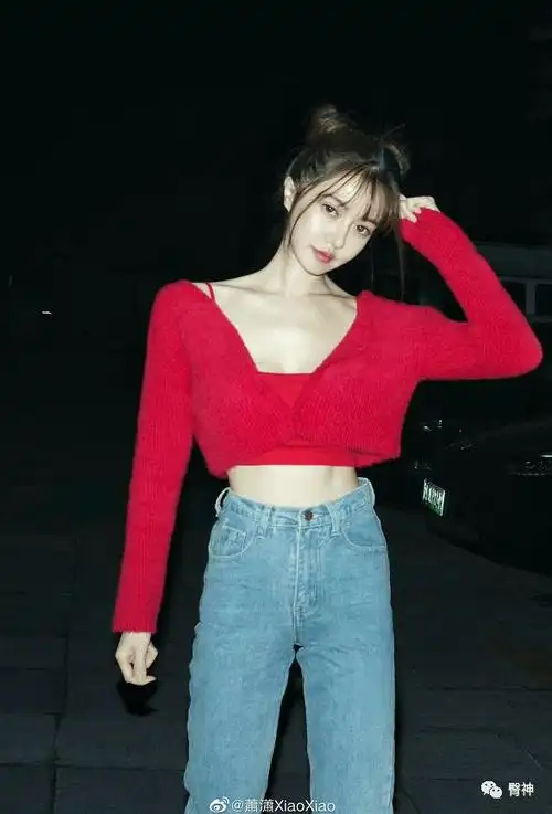 34c黄金腰臀比这是43岁阿姨该有的状态吗