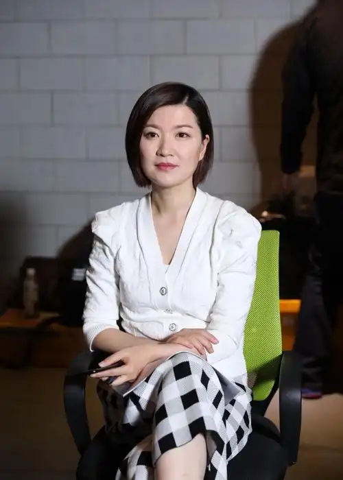 上海主持人陈蓉