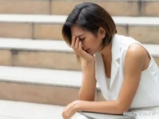 夫妻之间没有感情耗着不离婚最大的受益者是女人男人下场惨