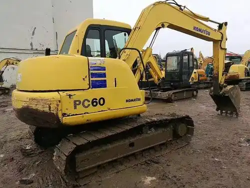 小松pc60-7挖掘机