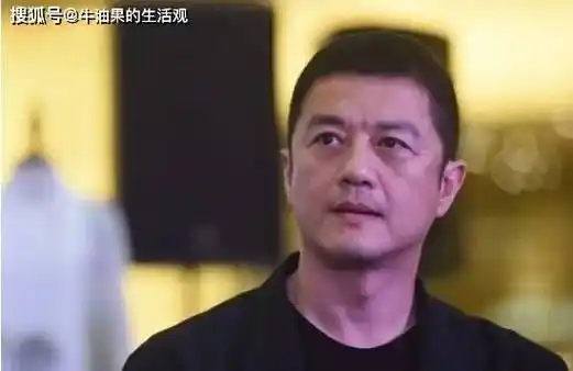 李亚鹏拖欠工资冲上热搜,海哈金喜住别墅炫富,私密聊天记录曝光