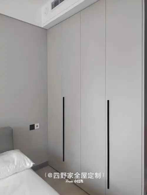 火了两年的羊绒灰衣柜,现在还有人喜欢吗