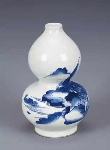 0534清康熙青花山水纹葫芦瓶