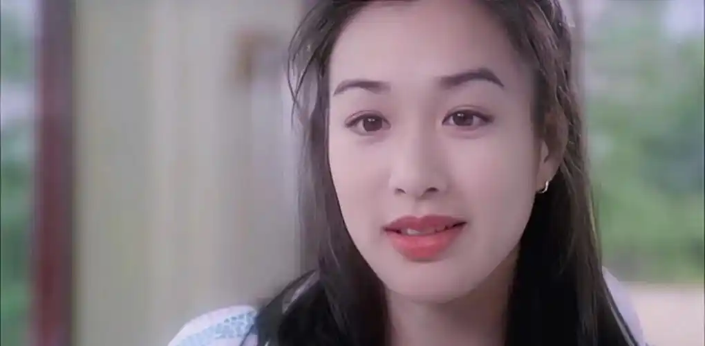 50岁的性感女神钟丽缇依然乘风破浪靠的是什么