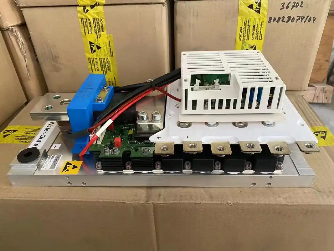 新能源汽车模块总成(出售)实物如图所示: 全新原装,  型号 - 抖音