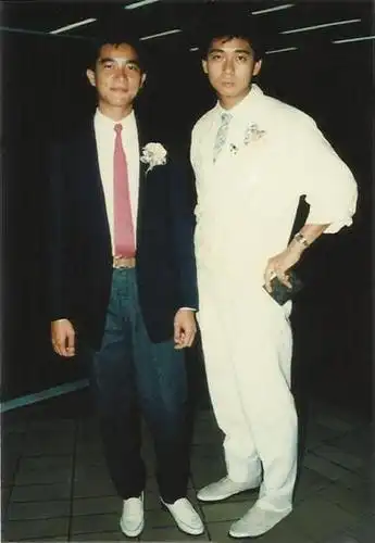 蔡枫华曾红过谭咏麟,瞧不起张国荣,说错一句话被封杀落魄至今