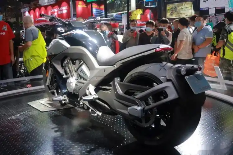 奔达四缸巡航,680cc,近100匹马力_易车