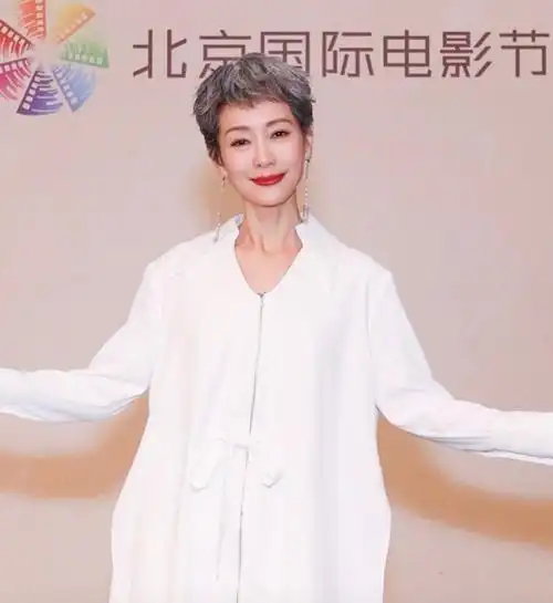 叶童演"大尺度戏"状态遭考古?张国荣对她评价一针见血?