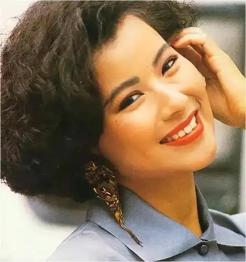 上个世纪80,90年代,香港影视业步入了它的黄金时期,期间诞生了许多让