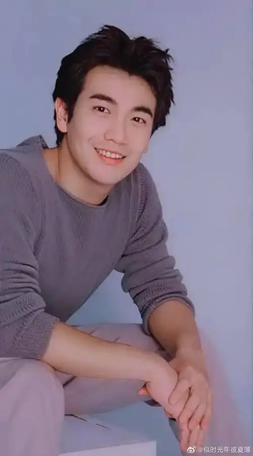 "香港最美男神"张智尧隐藏富豪身份在娱乐圈打工:拍戏是为了玩