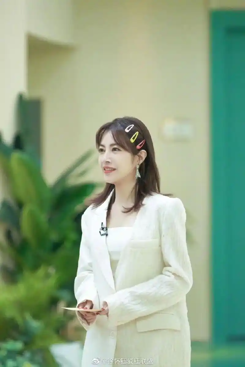 我是女生--yuki徐怀钰,乘风2023 踏浪而来,我还是那 - 抖音