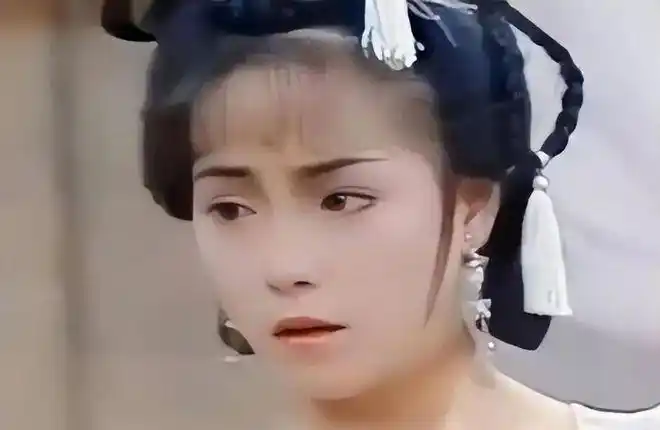 "石榴姐"年轻时有多美?拥有亿万富豪老公,为何她还分居挣钱?