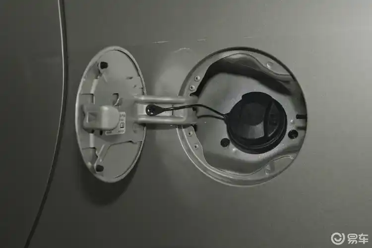 【别克gl82013款3.0l xt旗舰版油箱盖汽车图片-汽车图片大全】-易车