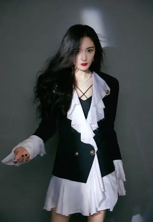 世界颜值最高的女孩是伊丽莎白(中国最美女神第一名)