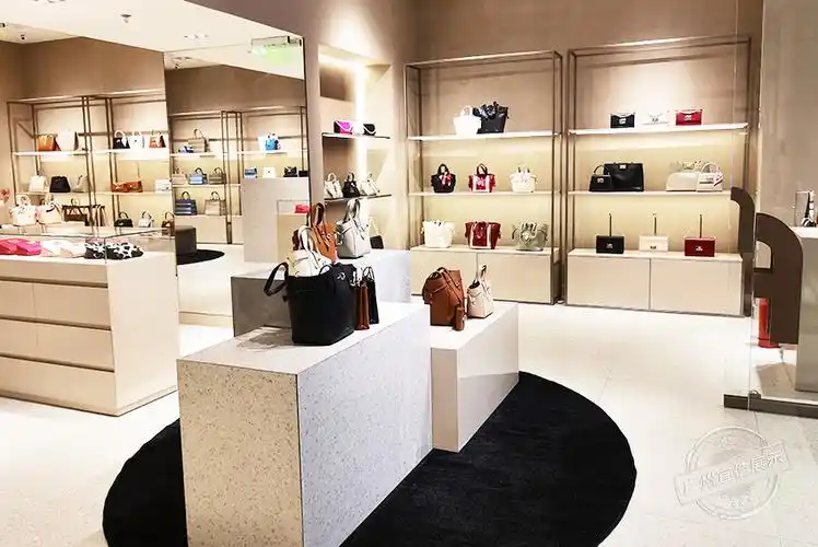 奢侈品包包展柜包包展柜制作*表示必填采购:furla包包展示柜请填写