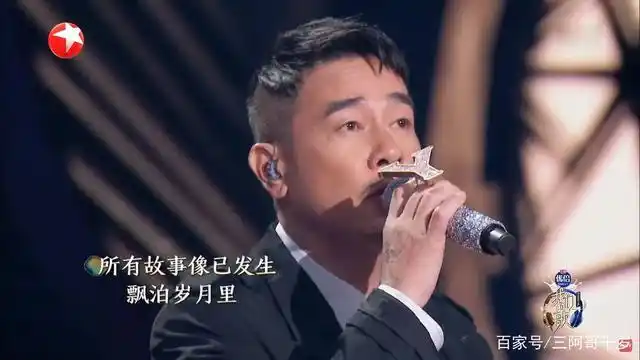 「我们的歌」陈小春gai合体唱《友情岁月》大献舞技high爆全场