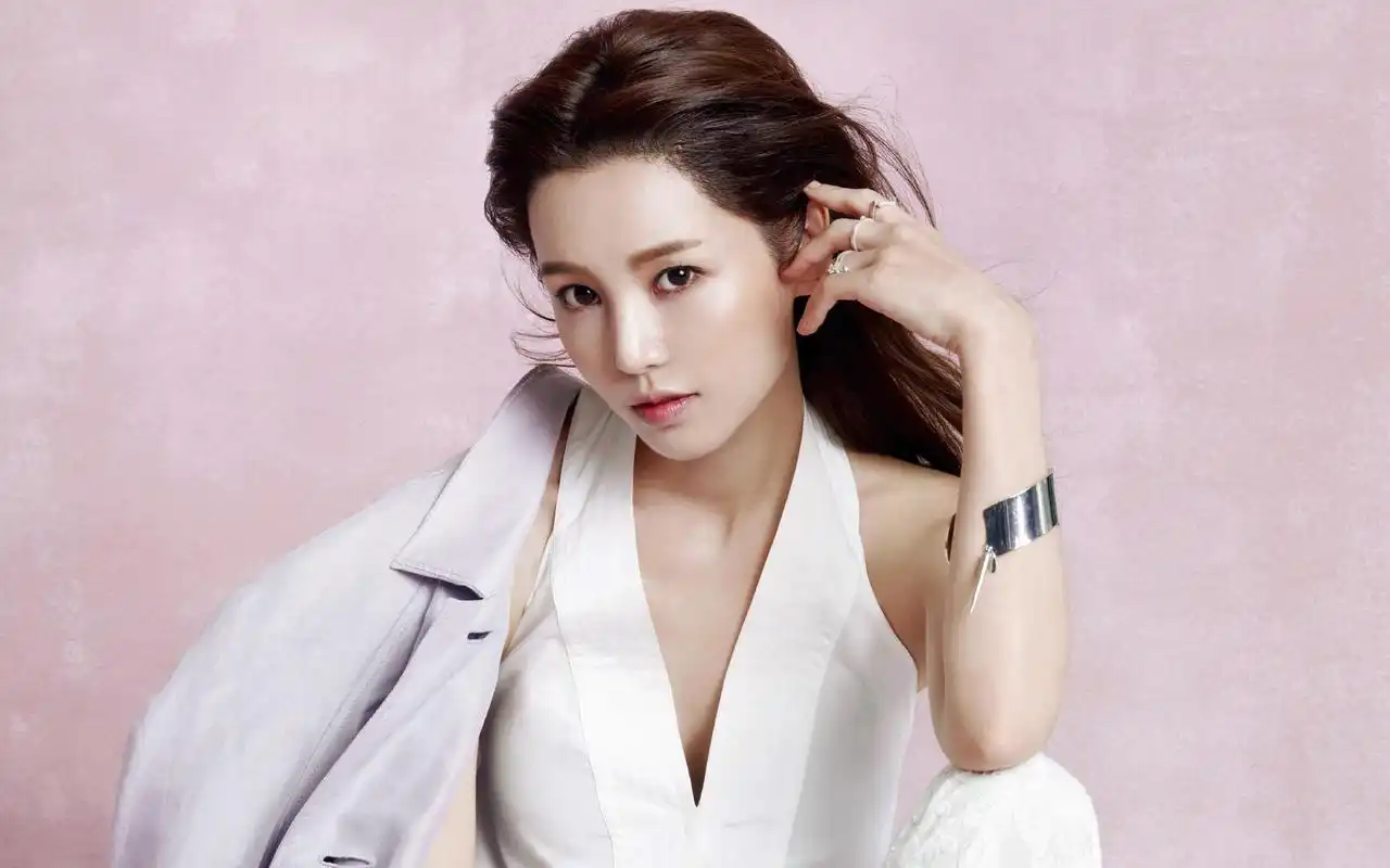 韩国清纯可爱性感女星南圭丽小清新写真桌面壁纸(三)