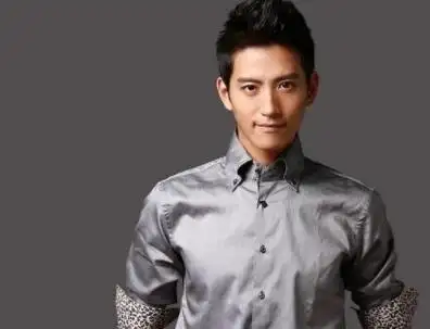 张峻宁被海岩潜规则了吗:张峻宁个人资料图片