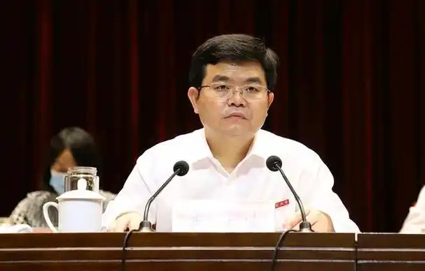 江苏大学党委书记,李洪波简介