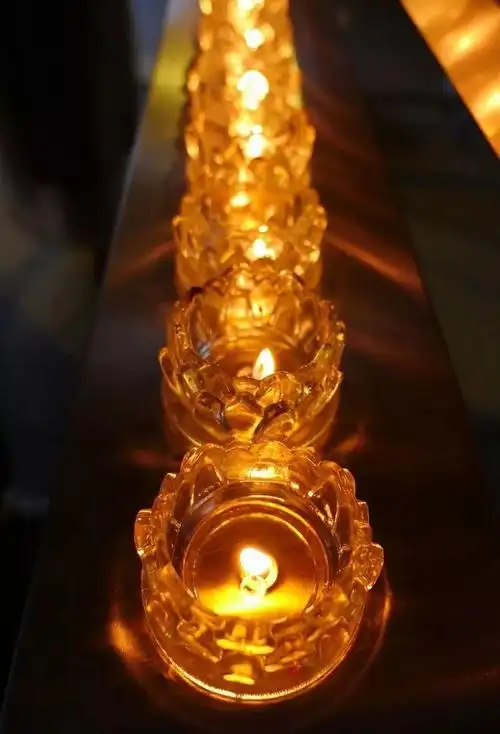 恭迎燃灯佛圣诞丨燃起佛前灯,灭除心头火_网易订阅