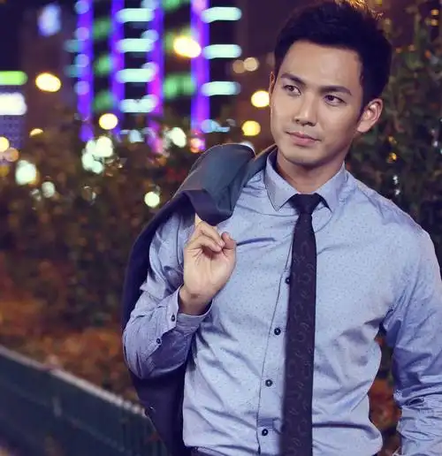 钟汉良个人资料(钟汉良个人资料介绍)-情感知识库-动动脑