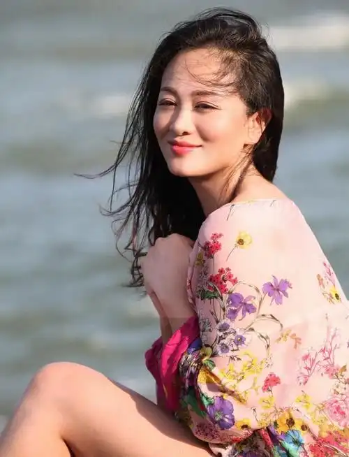 演员涓子个人资料:她是《西游记后传》"碧游仙子",婚后连生两子很幸福