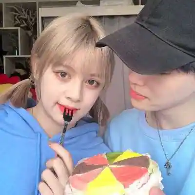 2021最火爆微信双人情头亲密相爱头像