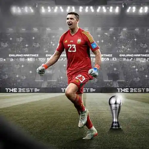 阿根廷门将马丁内斯当选2022年度最佳门将-足球-雷客网