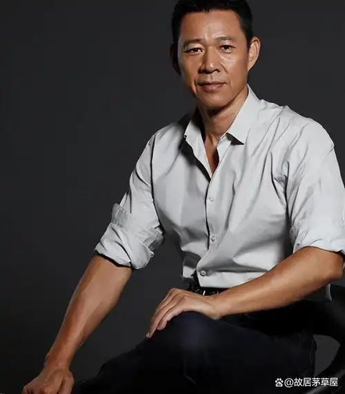 张丰毅:对继女视如己出,对亲生儿子冷漠无情,如今却