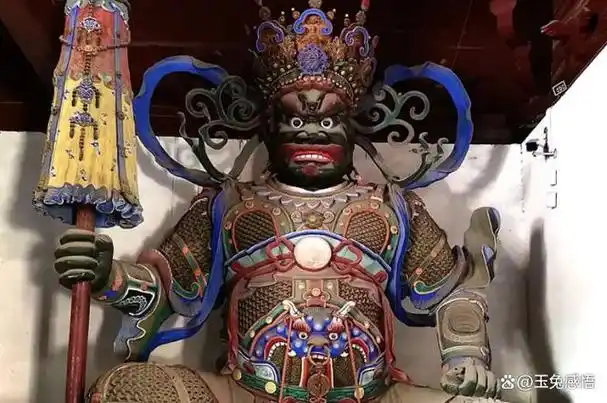 杭州飞来峰佛教石像不可以拜此人生前作恶多端死后遗臭万年