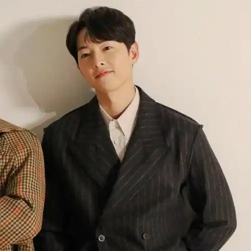 2021韩网高热度演员top2:《黑道律师文森佐》宋仲基