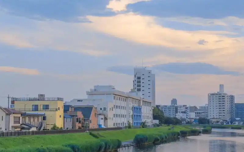 日本街道风景唯美桌面壁纸