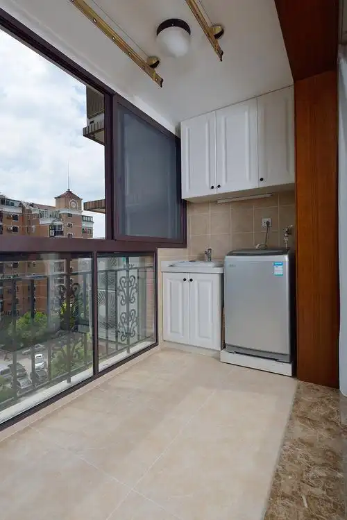 2021年封阳台效果图落地阳台窗这么设计才好看