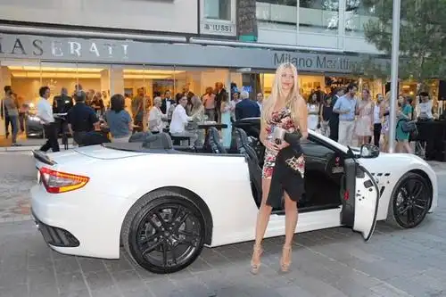 玛蒂娜·斯黛拉 martina stella的图片