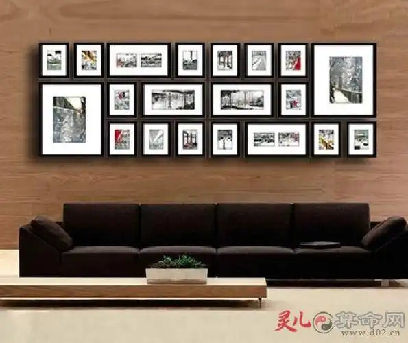 客厅照片墙摆放的风水讲究