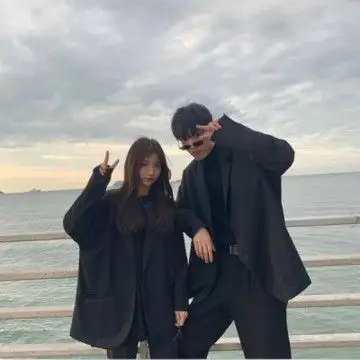 霸气超拽一对两张情侣头像