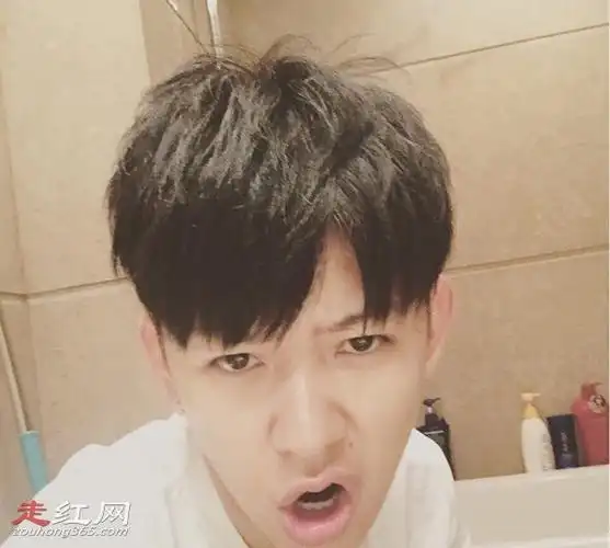 林子君和戚薇为什么分手什么关系林子君为什么被打