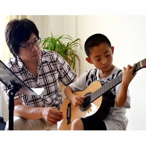 吉他课