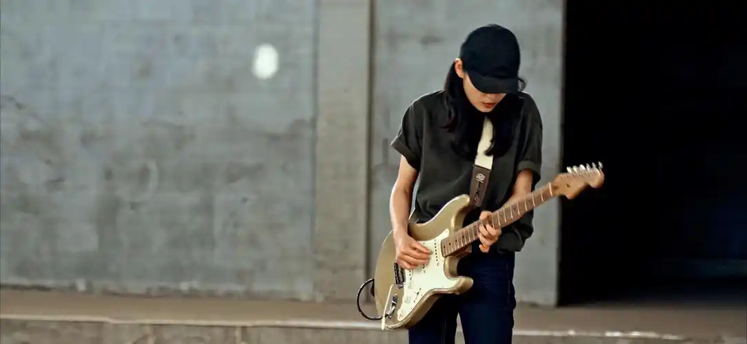 johnmayerrosie帅到抖腿的女吉他手