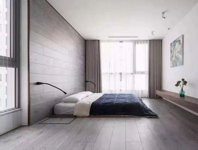 在搭配室内装潢与家具颜色的时候, 选用纯粹的黑白灰色