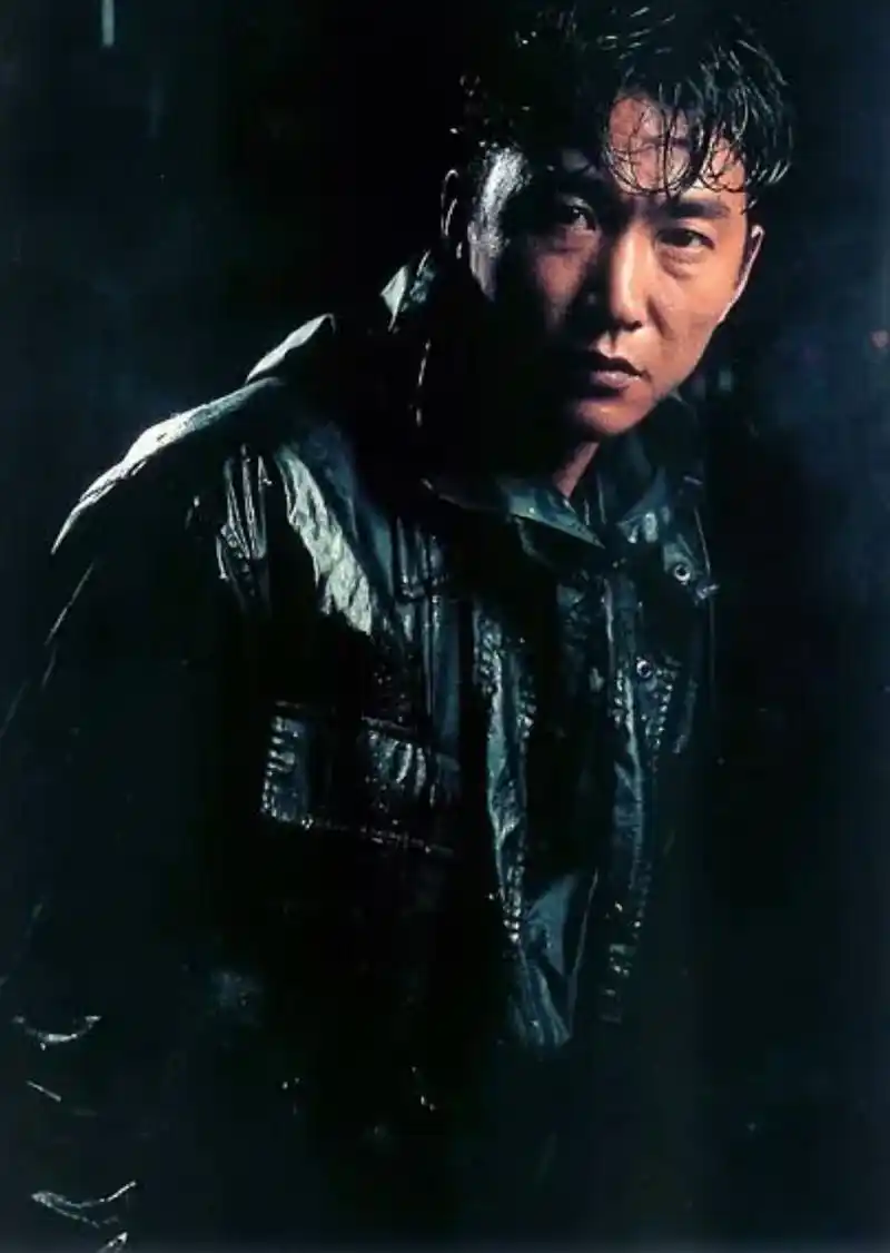 回顾演员赵燕国彰:演张世豪走红,娶了瑞典妻子,活成绝世好男人