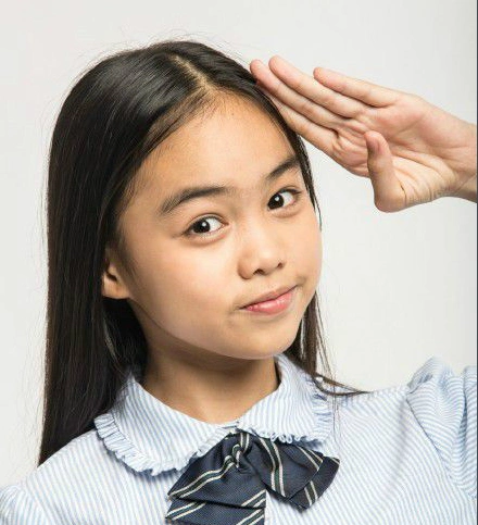 汤晶锦 歌手/学生/网络红人