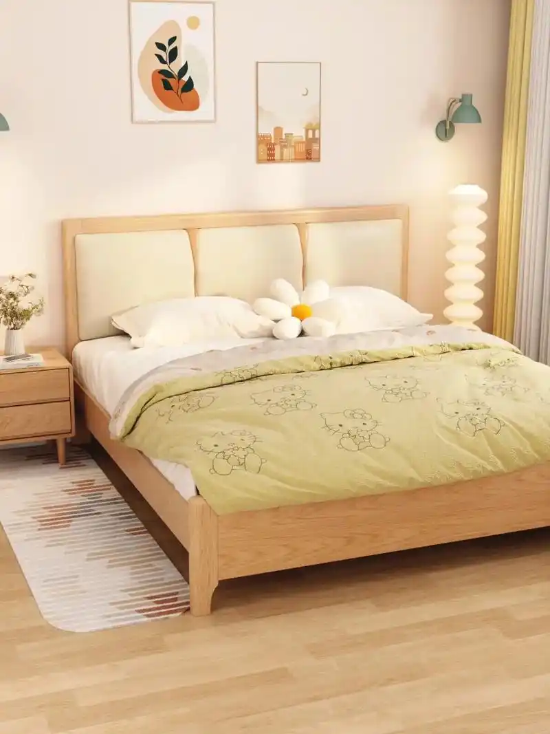 原木风的卧室真的好温馨治愈,能待上一整天.