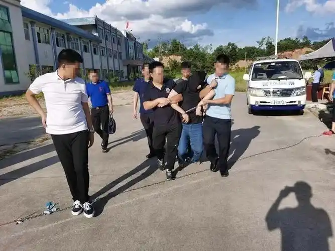 抓38人普宁陈某武涉黑案告破涉案金额超14亿元