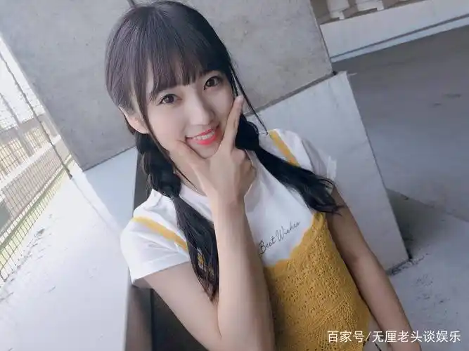 长相甜美的日本女演员矢吹奈子