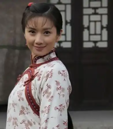 苑冉与张新成在新戏重逢,《以家人之名》母子档二搭备受期待