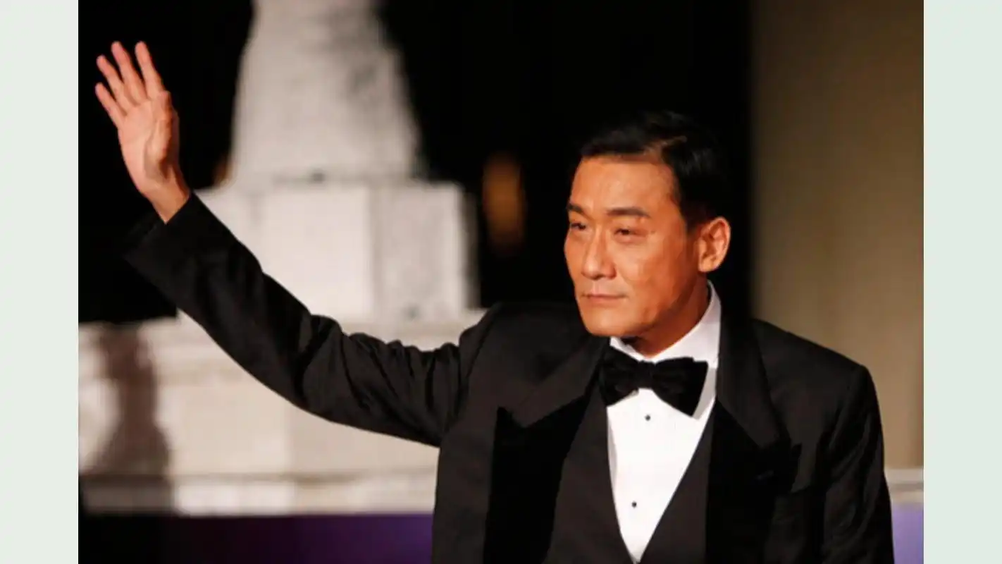 梁家辉当年为什么要去摆地摊?真相在这里!