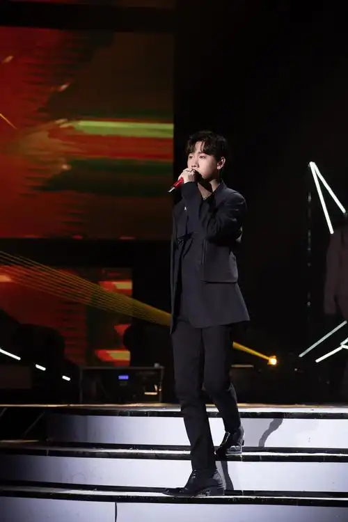 【wsl长腿楼】王牌对王牌,汪苏泷的腿也太直了吧!